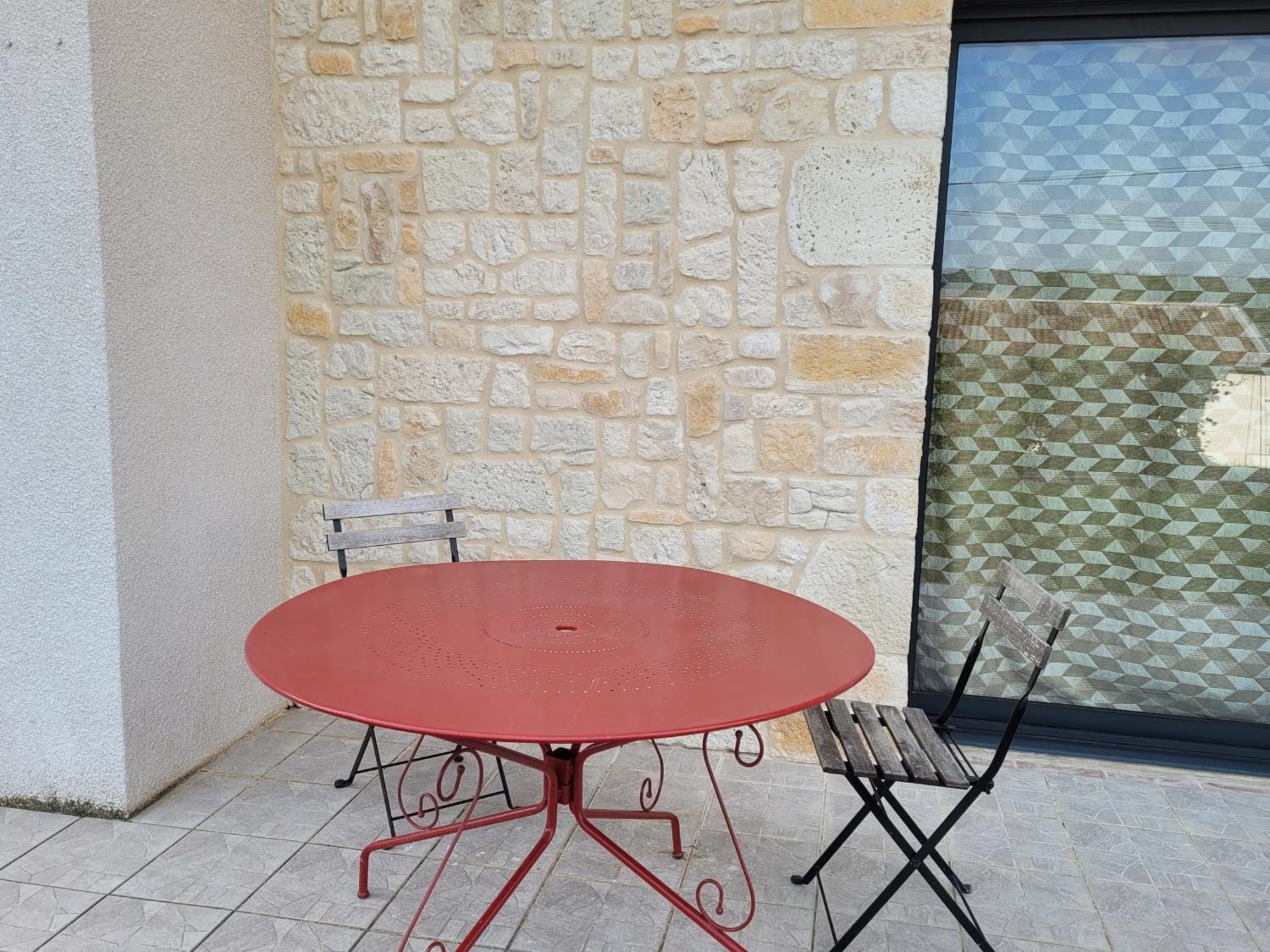 Eugenie Dans Les Remparts Holiday home