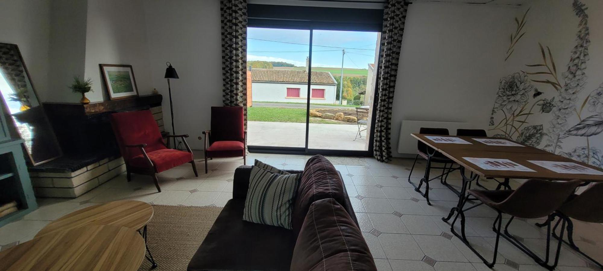 Holiday home Eugenie Dans Les Remparts Dun-sur-Meuse